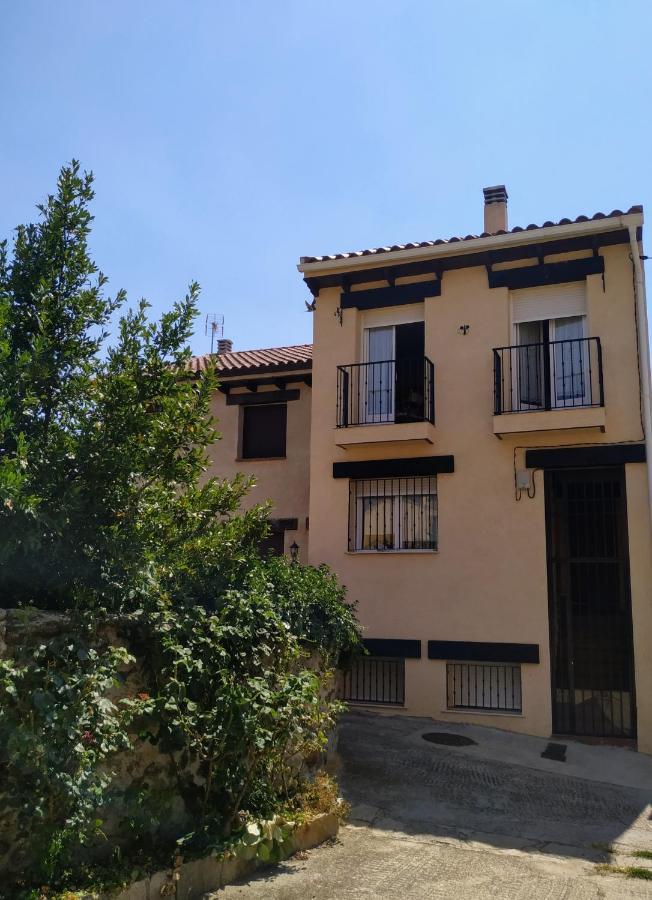 Casa Sierra Norte Madrid Lozoya Exterior photo